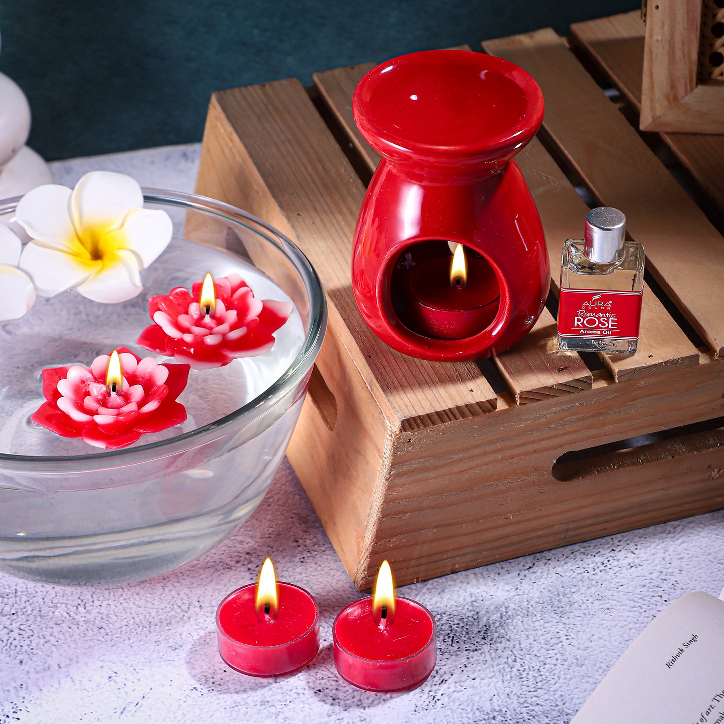 Aromatherapy Diffuser Gift Set with 4 Tealights & 2 Aroma Oil & 2 Floating Candles (GS-11)