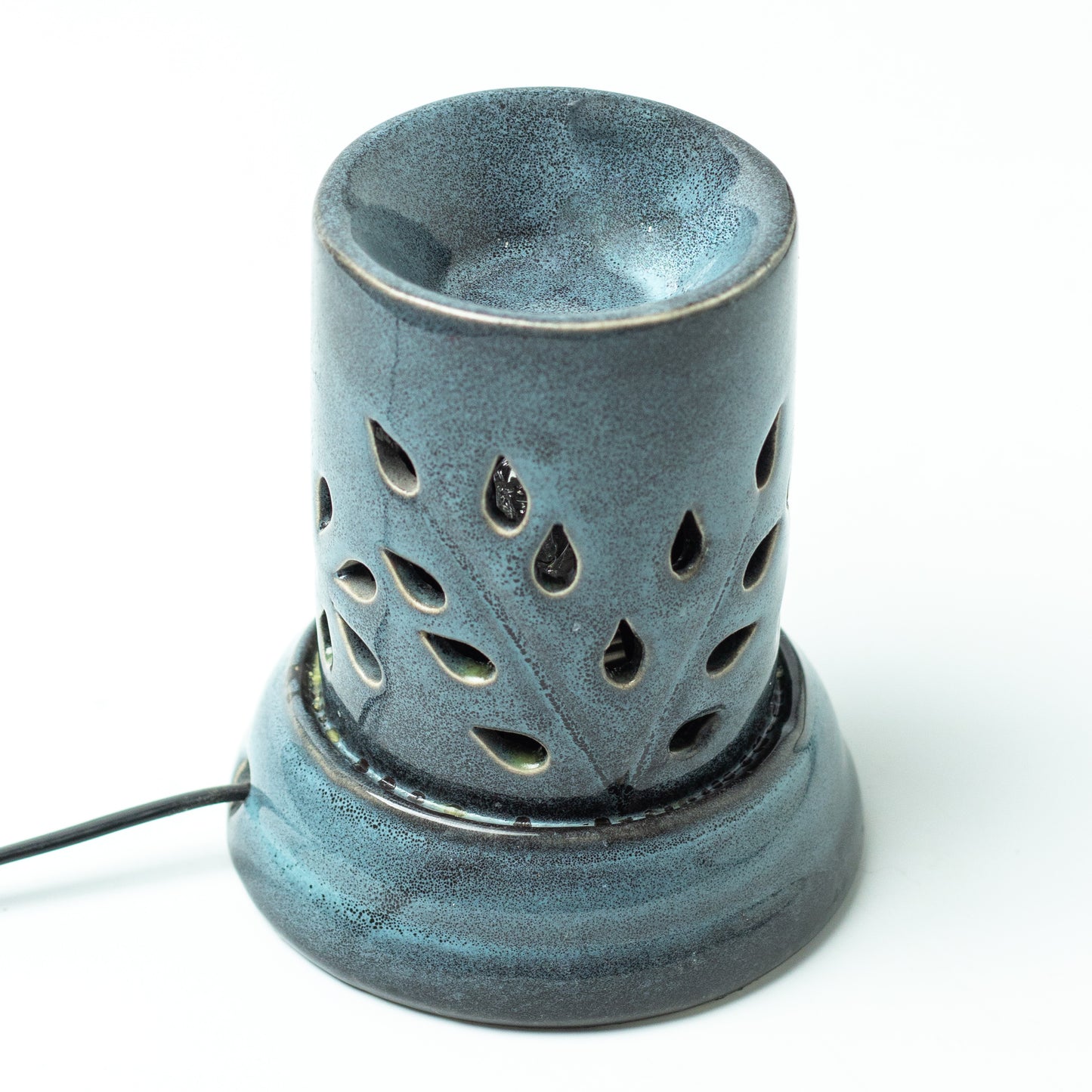 AuraDecor Electric Diffuser Gift Set with 1 Extra Light Bulb and 10 ml Aroma Oil (Rose)