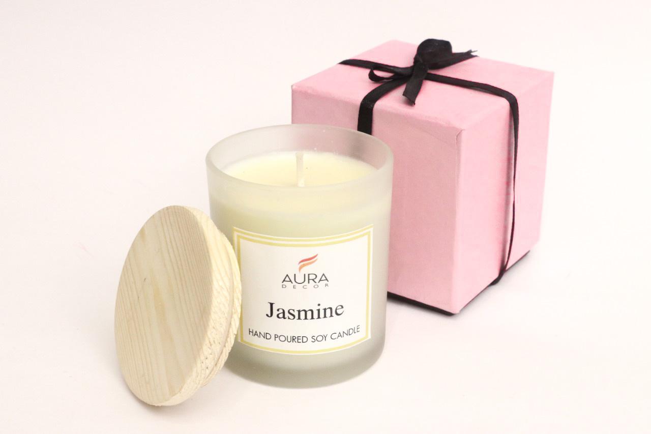 AuraDecor HandPoured Soy Wax Candle with Wooden Lid & in a Gift Box