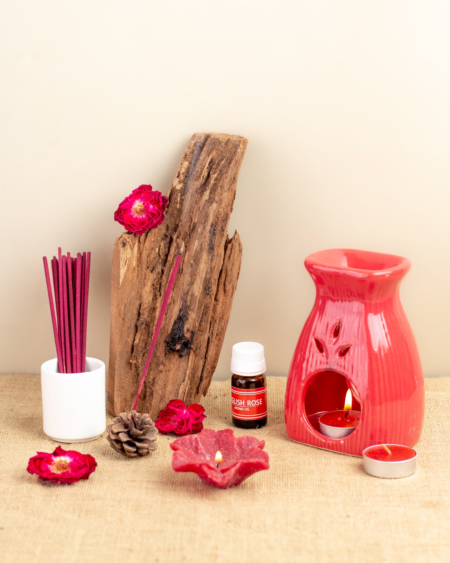 AuraDecor Aroma Diffuser Gift Set with Incense Sticks & Floating Candles ( Red , English Rose ) GS-15