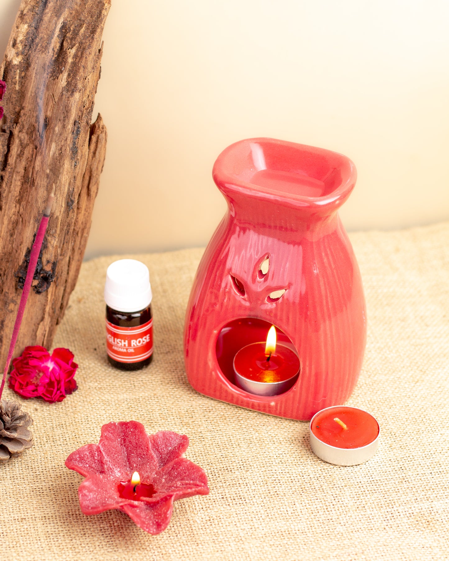 AuraDecor Aroma Diffuser Gift Set with Incense Sticks & Floating Candles ( Red , English Rose ) GS-15
