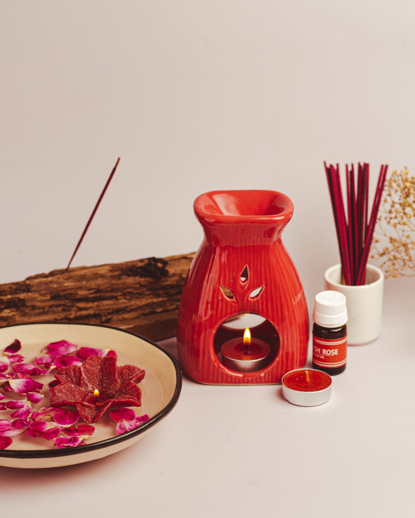 AuraDecor Aroma Diffuser Gift Set with Incense Sticks & Floating Candles ( Red , English Rose ) GS-15