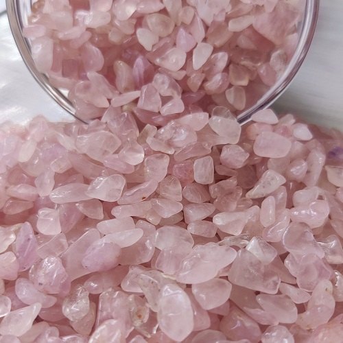 Healing Stones for Candle Making ( Make Candles with Healing Properties, Reiki ) ( Chips )