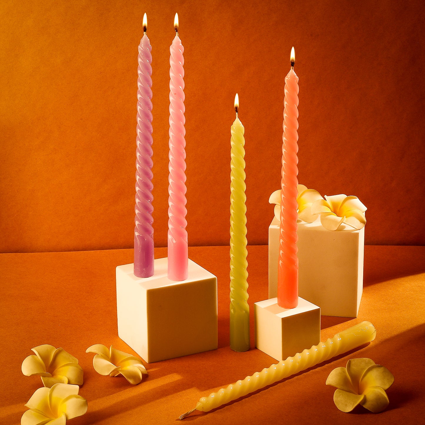 Bulk Buy Aura decor Vrinda Spiral Taper Candle Pack of 5 (Master box 33packets)