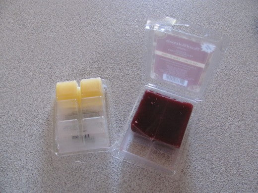 AuraDecor Wax Melts Tarts Cube ( Empty )